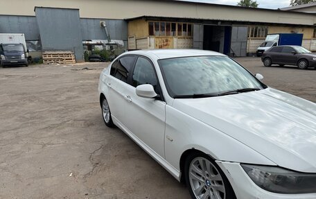 BMW 3 серия, 2011 год, 490 000 рублей, 4 фотография