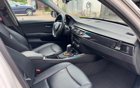 BMW 3 серия, 2011 год, 490 000 рублей, 9 фотография