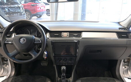 Skoda Rapid I, 2014 год, 895 000 рублей, 8 фотография