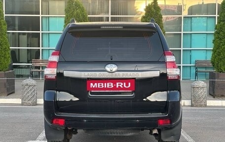 Toyota Land Cruiser Prado 150 рестайлинг 2, 2014 год, 3 430 000 рублей, 14 фотография