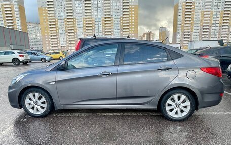 Hyundai Solaris II рестайлинг, 2011 год, 740 000 рублей, 4 фотография