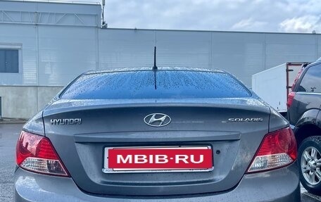 Hyundai Solaris II рестайлинг, 2011 год, 740 000 рублей, 5 фотография