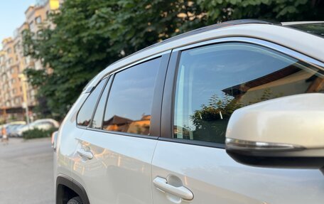 Toyota RAV4, 2022 год, 3 499 999 рублей, 8 фотография