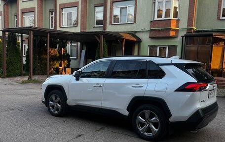 Toyota RAV4, 2022 год, 3 499 999 рублей, 19 фотография
