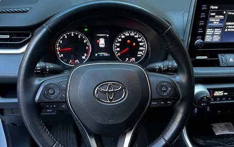 Toyota RAV4, 2022 год, 3 499 999 рублей, 33 фотография
