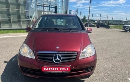 Mercedes-Benz A-Класс, 2010 год, 845 000 рублей, 3 фотография