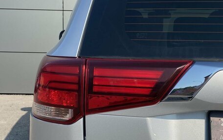 Mitsubishi Outlander III рестайлинг 3, 2020 год, 1 839 000 рублей, 12 фотография