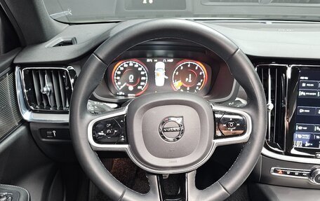 Volvo S60 III, 2022 год, 1 993 000 рублей, 17 фотография