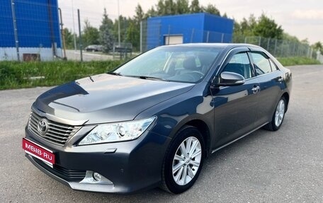 Toyota Camry, 2012 год, 1 298 000 рублей, 1 фотография