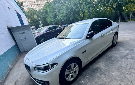 BMW 5 серия, 2016 год, 3 270 000 рублей, 4 фотография