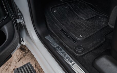 Rambler 1500, 2022 год, 8 290 000 рублей, 10 фотография