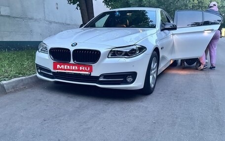 BMW 5 серия, 2016 год, 3 270 000 рублей, 2 фотография