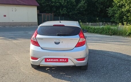 Hyundai Solaris II рестайлинг, 2011 год, 498 000 рублей, 9 фотография