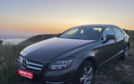 Mercedes-Benz CLS, 2012 год, 2 077 000 рублей, 2 фотография