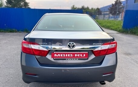 Toyota Camry, 2012 год, 1 298 000 рублей, 10 фотография