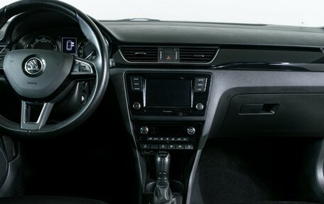 Skoda Rapid I, 2018 год, 1 170 000 рублей, 11 фотография