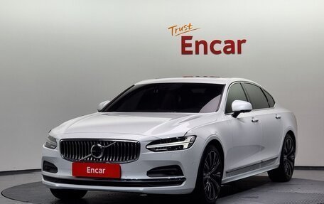 Volvo S90 II рестайлинг, 2021 год, 2 333 000 рублей, 3 фотография