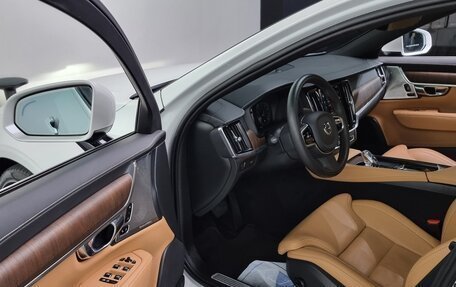 Volvo S90 II рестайлинг, 2021 год, 2 333 000 рублей, 10 фотография