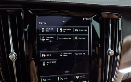 Volvo S90 II рестайлинг, 2021 год, 2 333 000 рублей, 14 фотография