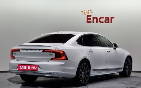 Volvo S90 II рестайлинг, 2021 год, 2 333 000 рублей, 4 фотография