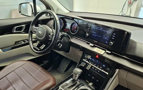 KIA Carnival, 2021 год, 3 250 000 рублей, 11 фотография