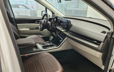 KIA Carnival, 2021 год, 3 250 000 рублей, 9 фотография