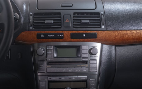 Toyota Avensis III рестайлинг, 2007 год, 1 099 000 рублей, 18 фотография