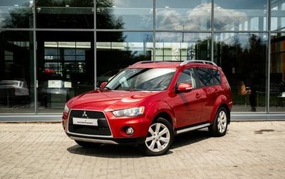 Mitsubishi Outlander III рестайлинг 3, 2010 год, 1 049 000 рублей, 1 фотография
