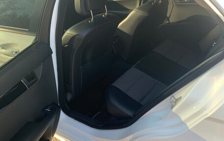 Mercedes-Benz C-Класс, 2013 год, 1 800 000 рублей, 6 фотография