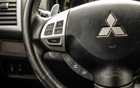 Mitsubishi Outlander III рестайлинг 3, 2010 год, 1 049 000 рублей, 16 фотография