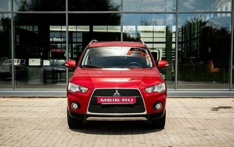 Mitsubishi Outlander III рестайлинг 3, 2010 год, 1 049 000 рублей, 3 фотография