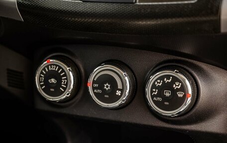 Mitsubishi Outlander III рестайлинг 3, 2010 год, 1 049 000 рублей, 20 фотография