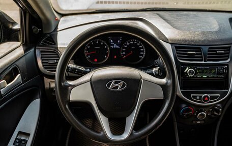 Hyundai Solaris II рестайлинг, 2011 год, 550 000 рублей, 16 фотография