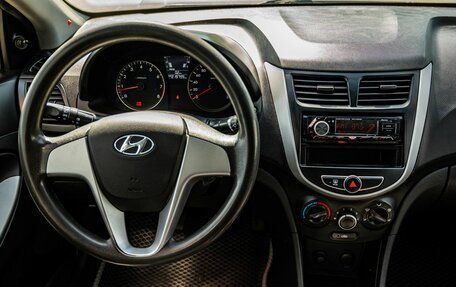 Hyundai Solaris II рестайлинг, 2011 год, 550 000 рублей, 18 фотография