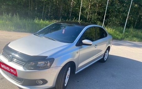 Volkswagen Polo VI (EU Market), 2011 год, 610 000 рублей, 2 фотография