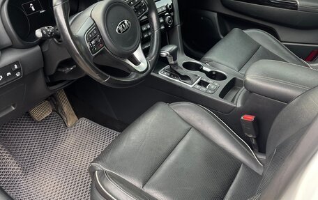 KIA Sportage IV рестайлинг, 2018 год, 2 420 000 рублей, 5 фотография