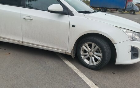 Chevrolet Cruze II, 2013 год, 750 000 рублей, 2 фотография