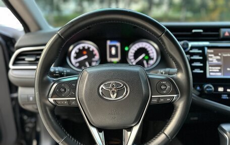 Toyota Camry, 2019 год, 2 650 000 рублей, 19 фотография