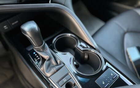 Toyota Camry, 2019 год, 2 650 000 рублей, 26 фотография