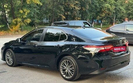 Toyota Camry, 2019 год, 2 650 000 рублей, 14 фотография