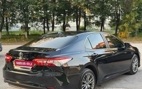 Toyota Camry, 2019 год, 2 650 000 рублей, 5 фотография