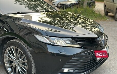 Toyota Camry, 2019 год, 2 650 000 рублей, 10 фотография
