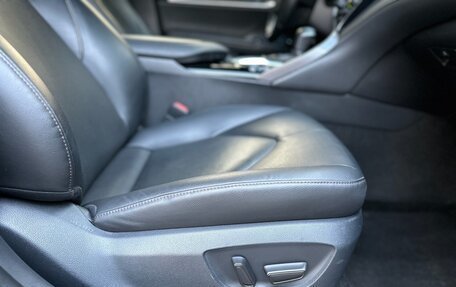 Toyota Camry, 2019 год, 2 650 000 рублей, 37 фотография