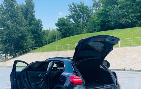 Mercedes-Benz GLA, 2018 год, 3 000 000 рублей, 5 фотография