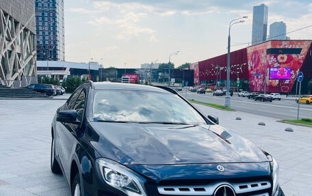 Mercedes-Benz GLA, 2018 год, 3 000 000 рублей, 7 фотография
