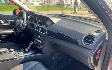 Mercedes-Benz C-Класс, 2012 год, 1 650 000 рублей, 10 фотография