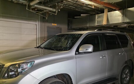 Toyota Land Cruiser Prado 150 рестайлинг 2, 2012 год, 4 500 000 рублей, 2 фотография