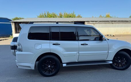 Mitsubishi Pajero IV, 2019 год, 3 990 000 рублей, 4 фотография