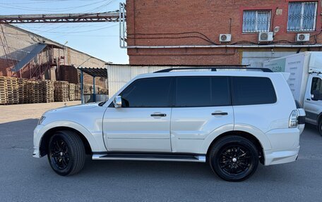 Mitsubishi Pajero IV, 2019 год, 3 990 000 рублей, 8 фотография