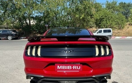 Ford Mustang VI рестайлинг, 2020 год, 2 990 000 рублей, 12 фотография